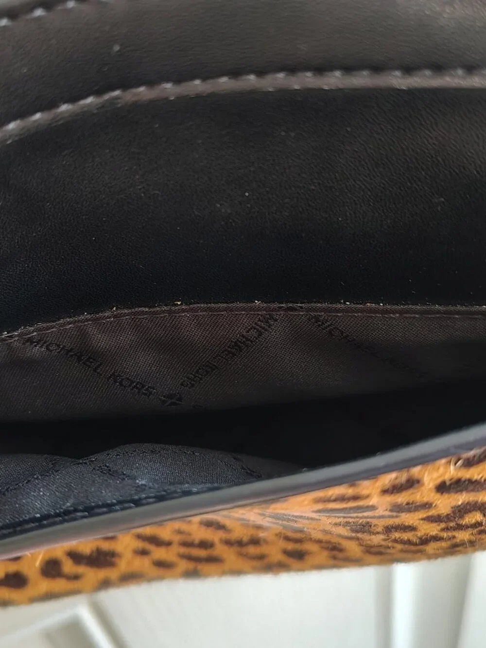MICHAEL KORS FAUX LEOPARD FUR CROSSBODY With Gold Hardware - Picture 4 of 5